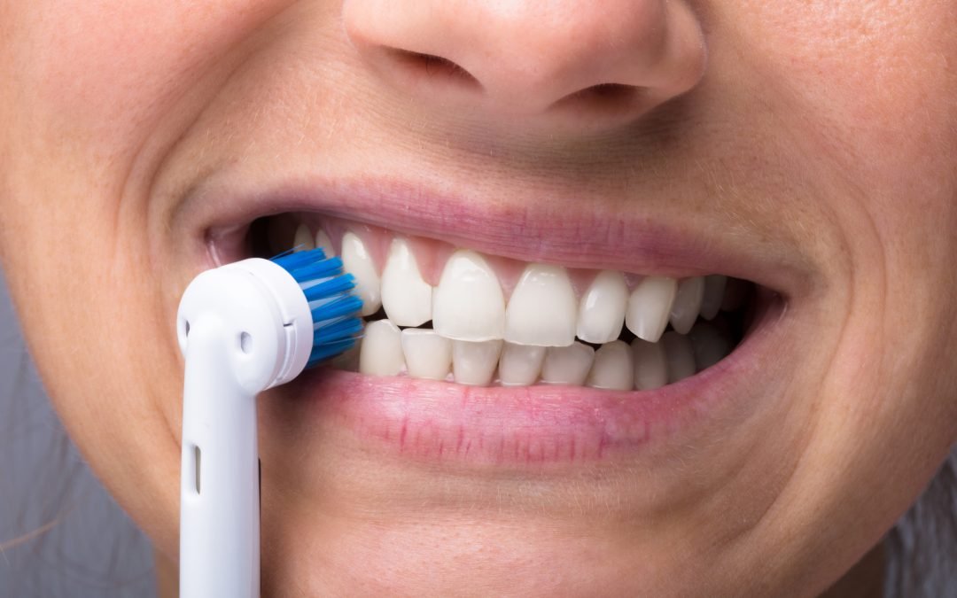 Should You Brush Right After Eating? | Best Dentist Near Me
